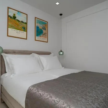 Lux Mariva - Five Bedroom With Pool Mlini