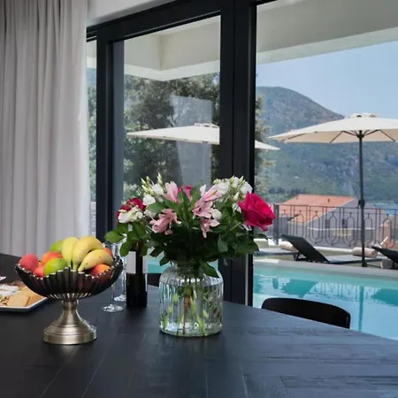 Lux Mariva - Five Bedroom With Pool Vila Mlini