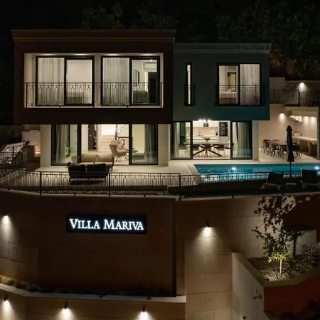 Lux Mariva - Five Bedroom With Pool Vila *